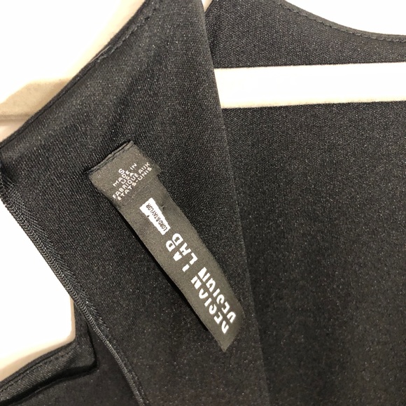 Design Lab Black Scallop Halter Dress - Picture 7 of 7